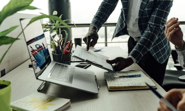 How to Start a Successful Business: A Complete Step-by-Step Guide for Beginners