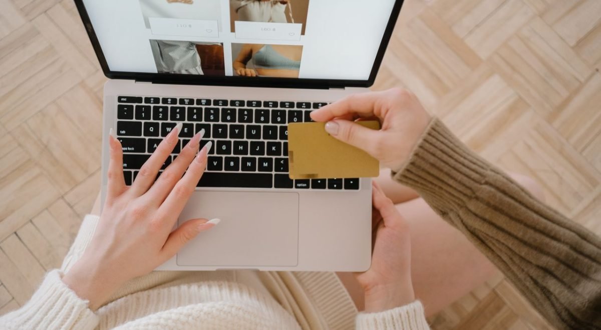 Best Online Business Ideas for 2026: Low-Cost Opportunities to Make Money